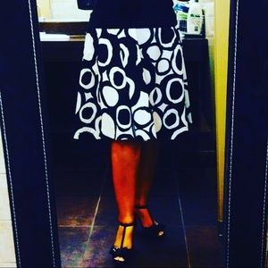 Black and white flared skirt size 12